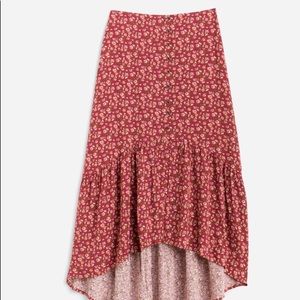 Zaylie Tiered Midi Skirt